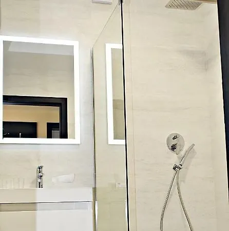 Zlate بيت ضيافة